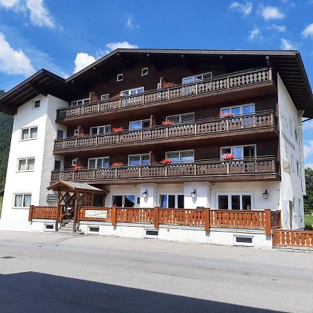Heiterwanger Hof Appartments Екстер'єр фото